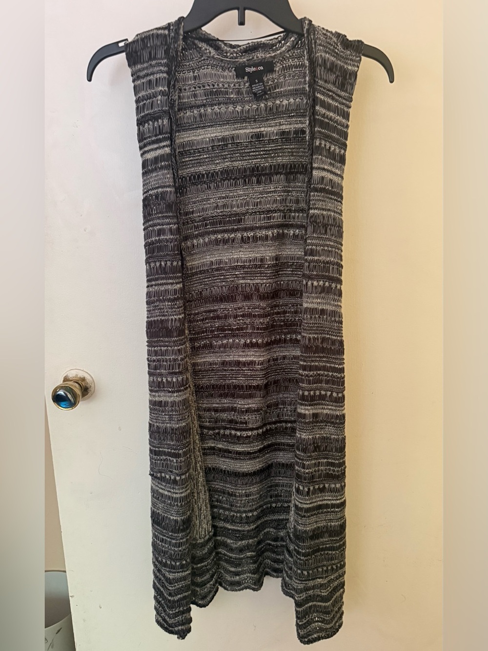 Style & Co. Black and Gray Open-Front Knit Cardigan Vest